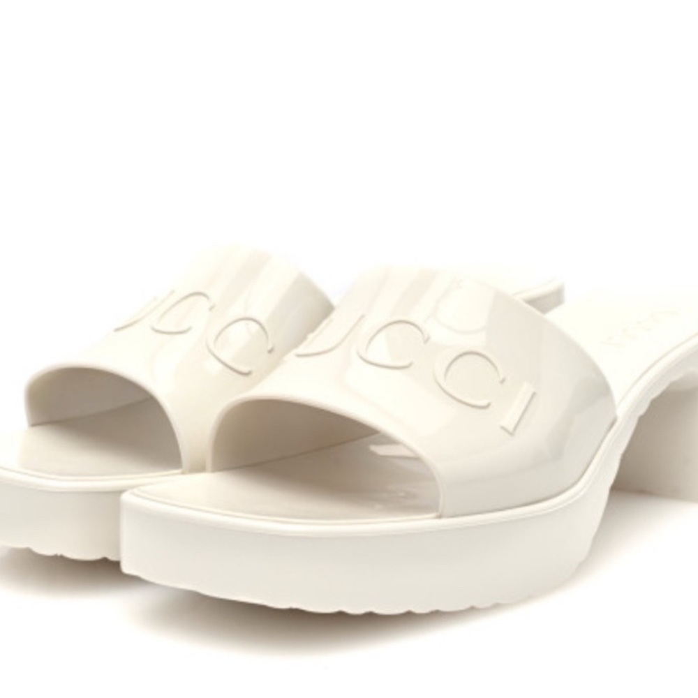 NWT Gucci Women's Mystic White Mules 🔥